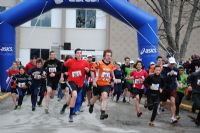 Relais O2 : 67 équipes relèvent le défi dans les rues de Sherbrooke